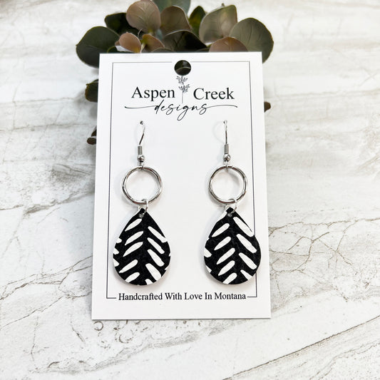 Leather & Wire Earrings- Black & White Rough Chevron